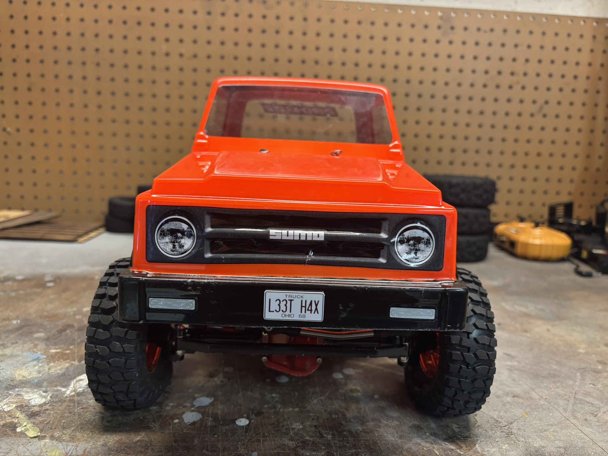 Sumo XL — front view