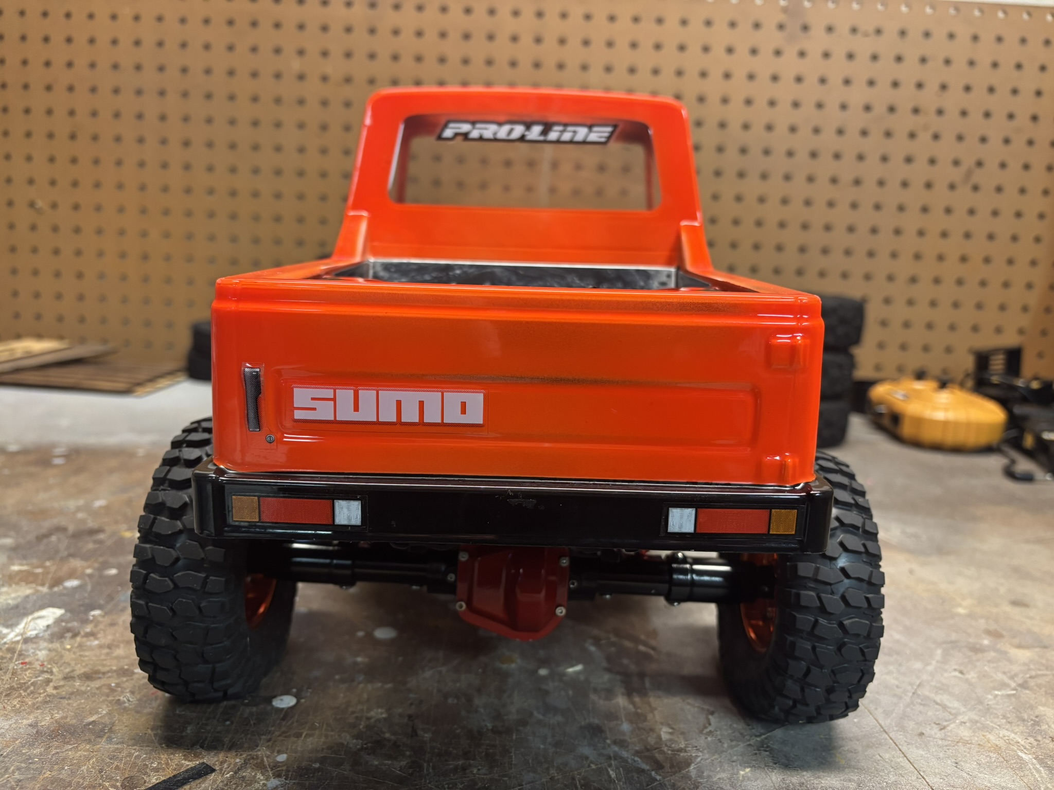 Sumo XL — rear view