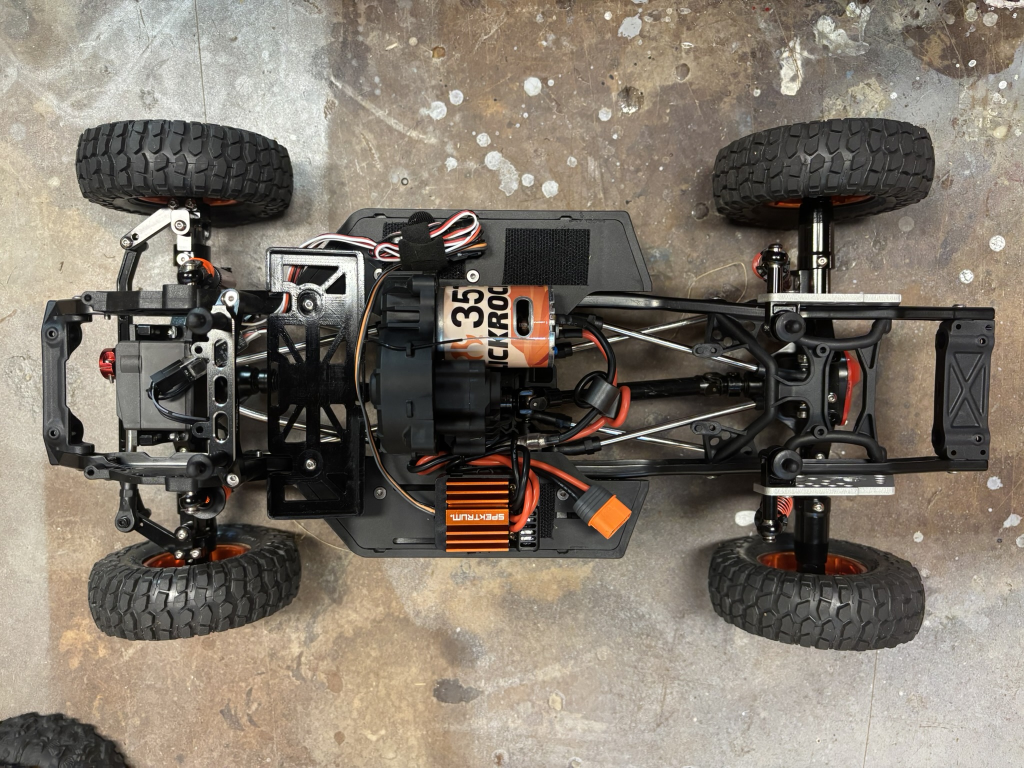 Sumo XL — chassis